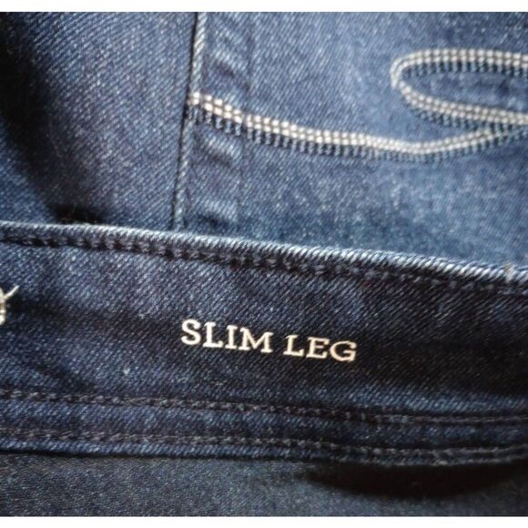 Style and Co Jeans Ladies 20W Slim Leg Dark Wash - Picture 4 of 7